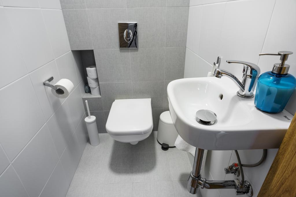Jt Apartments/Dworska Krakow Bagian luar foto